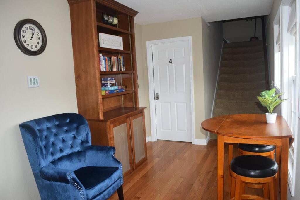Skinny Big House In Jefferson City Bagian luar foto